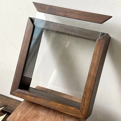 Transparent pine wood box with sliding glass lid 15x15cm inside - rustic color