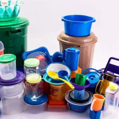 Các đồ nhựa